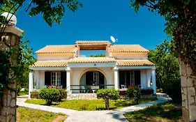 Su Casa Apartments